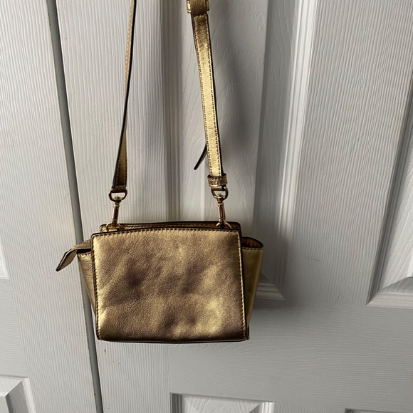 Michael Kors gold Crossbody bag - Picture 2 of 5